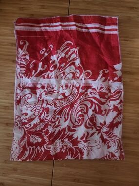 Red White Patterned Floral Scarf Wrap Vintage Retro Chic